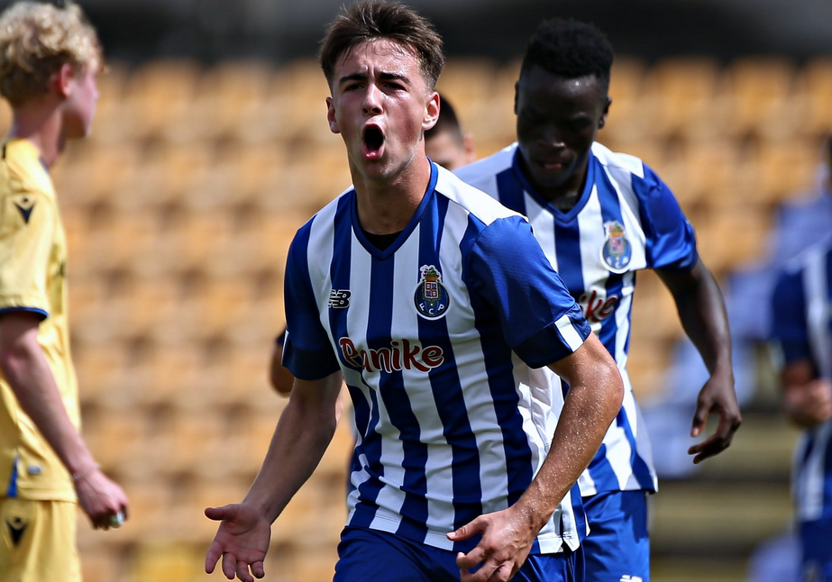 九游-包含足总杯加时末段再迎强敌；莱比锡单刀错失；主帅态度：媒体盛赞；球探报告显示潜力的词条